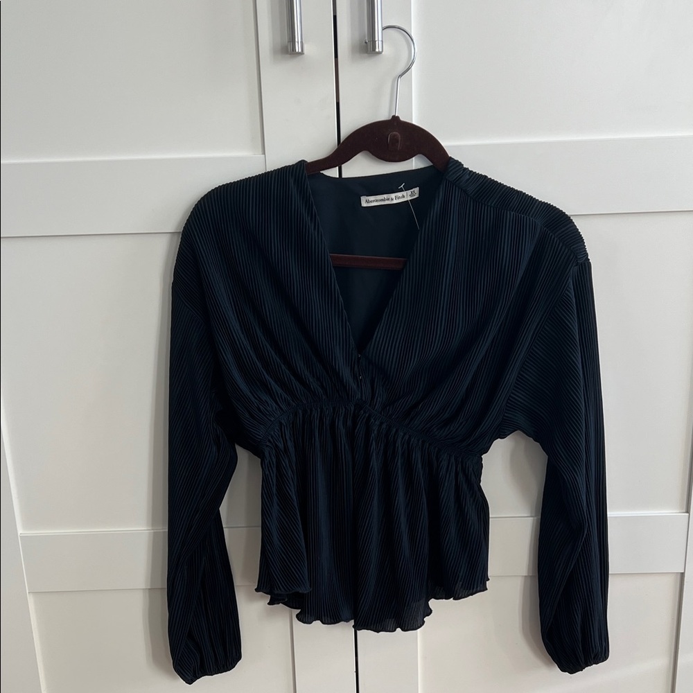 Abercrombie & Fitch Black Pinstripe Blouse